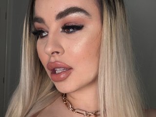 에로틱 한 영상 채팅 YnnesBritney