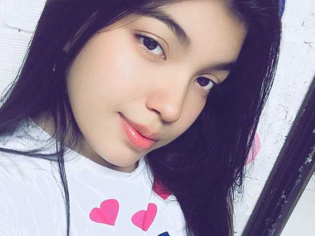 프로필 사진 Young-Couple-sex-