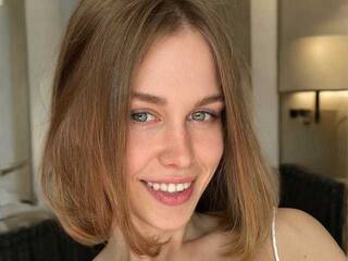 에로틱 한 영상 채팅 YourJuly