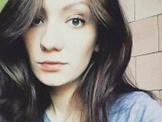 에로틱 한 영상 채팅 yulialarose