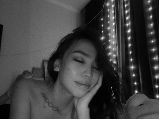 에로틱 한 영상 채팅 YunjinJo