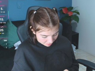 에로틱 한 영상 채팅 Zamira-Taylor