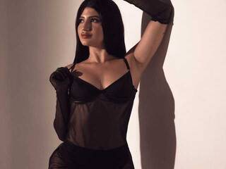 에로틱 한 영상 채팅 ZaraMilan