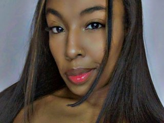 에로틱 한 영상 채팅 ZaraWalker25