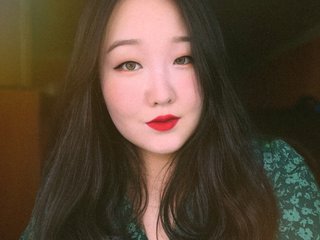 에로틱 한 영상 채팅 Zara-Tara