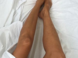 에로틱 한 영상 채팅 ZlataGoldie