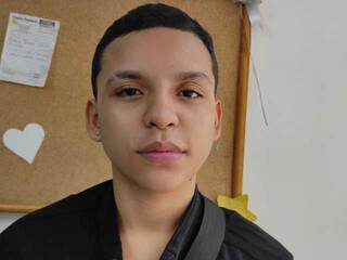 에로틱 한 영상 채팅 Zoe-alaia