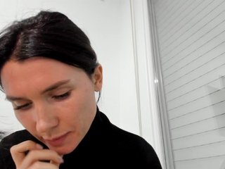 에로틱 한 영상 채팅 ZoiKissy