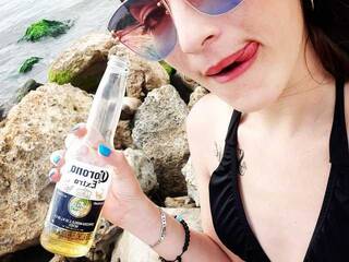 에로틱 한 영상 채팅 zomersharay