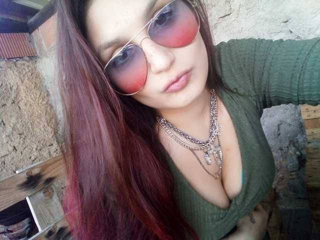 프로필 사진 Zuzanahaluzincova